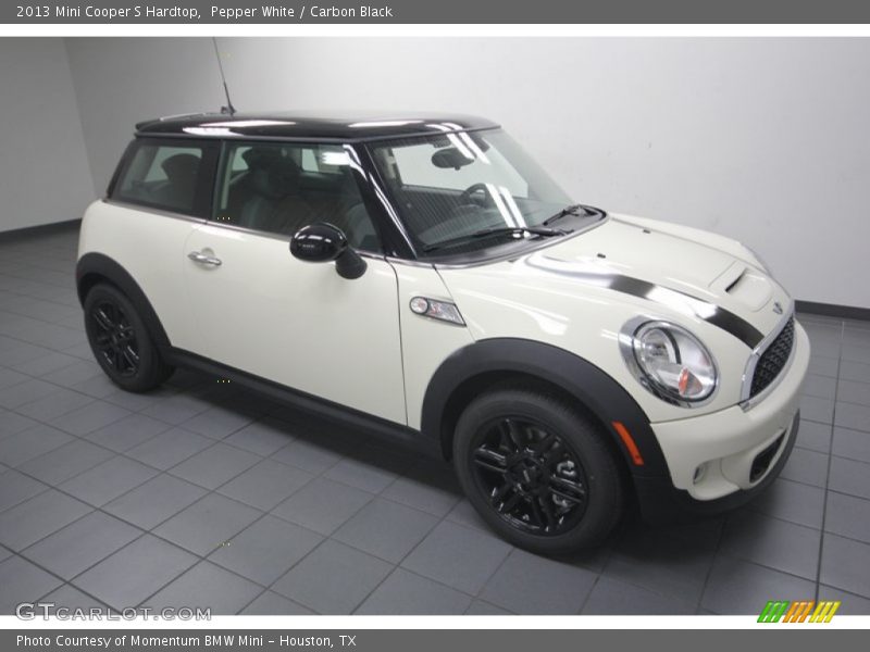Pepper White / Carbon Black 2013 Mini Cooper S Hardtop