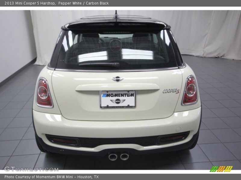 Pepper White / Carbon Black 2013 Mini Cooper S Hardtop
