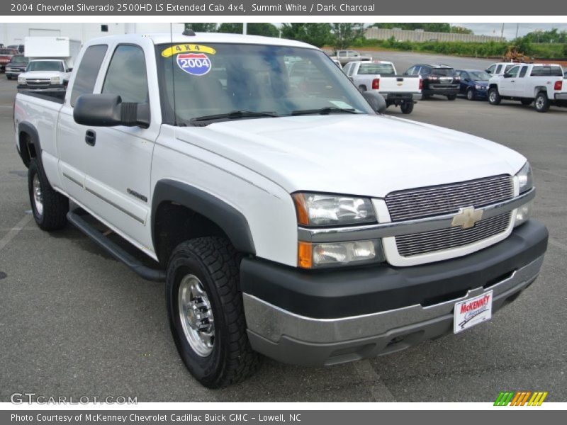 Summit White / Dark Charcoal 2004 Chevrolet Silverado 2500HD LS Extended Cab 4x4