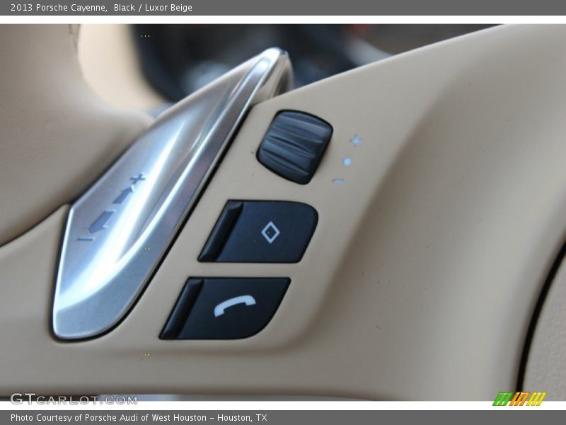 Black / Luxor Beige 2013 Porsche Cayenne