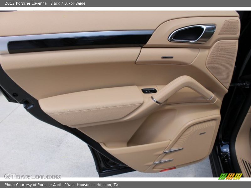 Black / Luxor Beige 2013 Porsche Cayenne