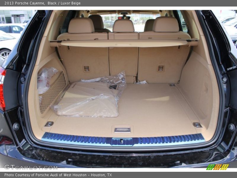 Black / Luxor Beige 2013 Porsche Cayenne