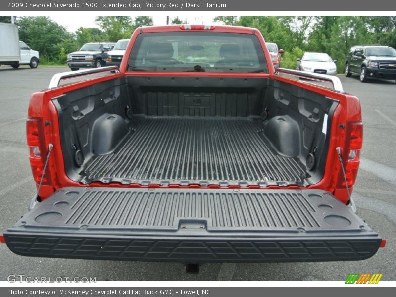 Victory Red / Dark Titanium 2009 Chevrolet Silverado 1500 Extended Cab