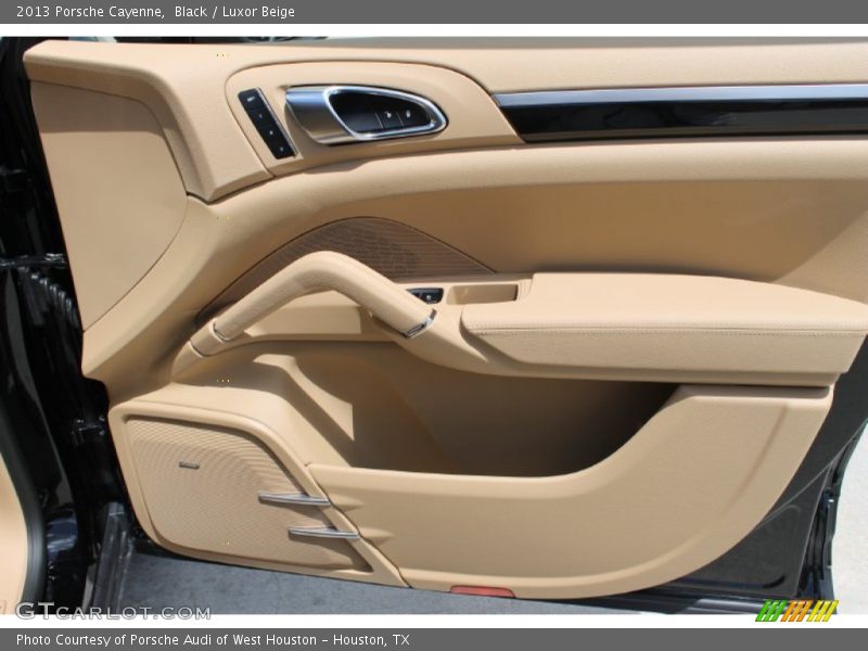 Black / Luxor Beige 2013 Porsche Cayenne