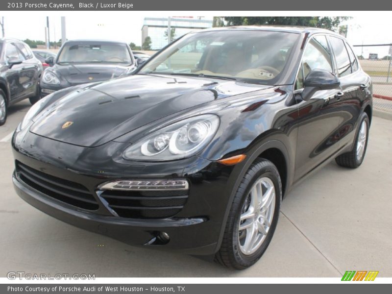 Black / Luxor Beige 2013 Porsche Cayenne