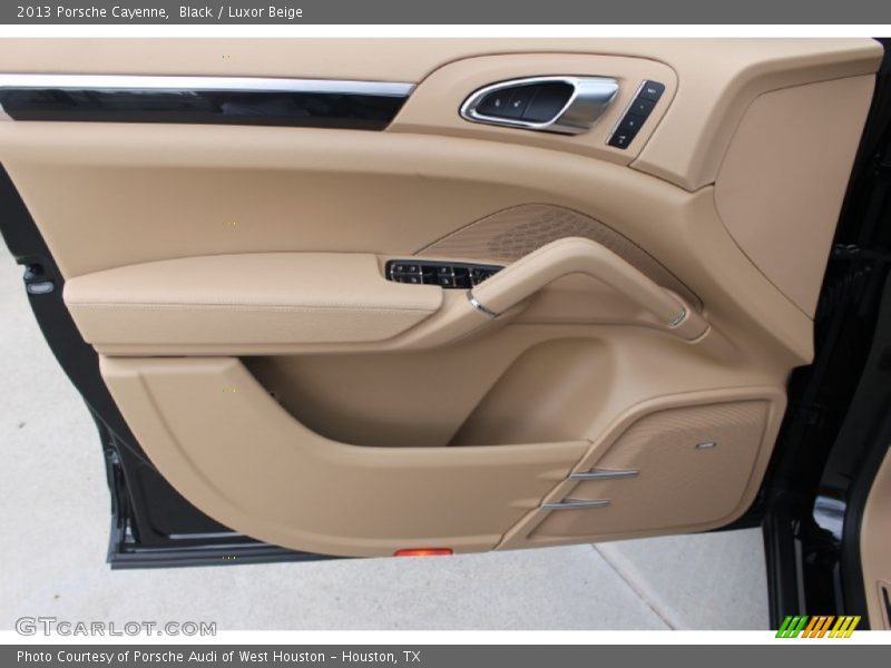 Black / Luxor Beige 2013 Porsche Cayenne