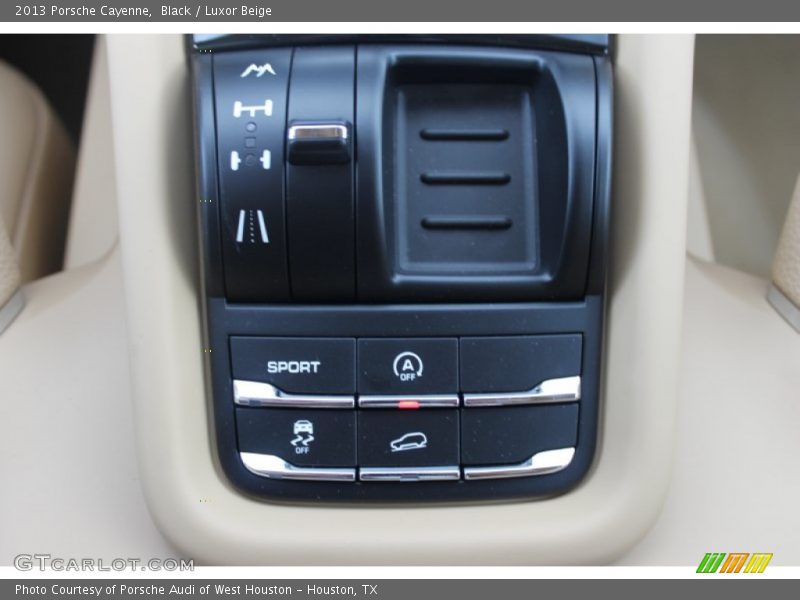 Black / Luxor Beige 2013 Porsche Cayenne
