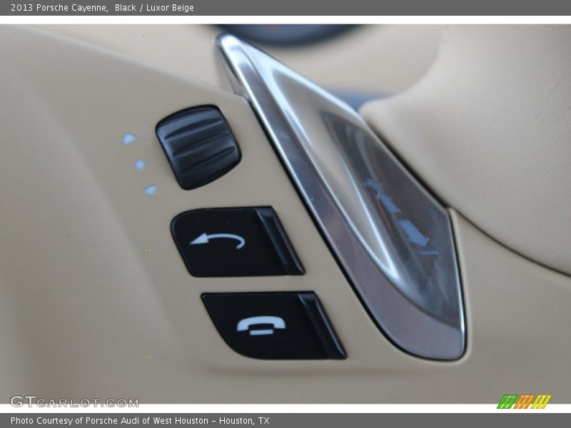 Black / Luxor Beige 2013 Porsche Cayenne