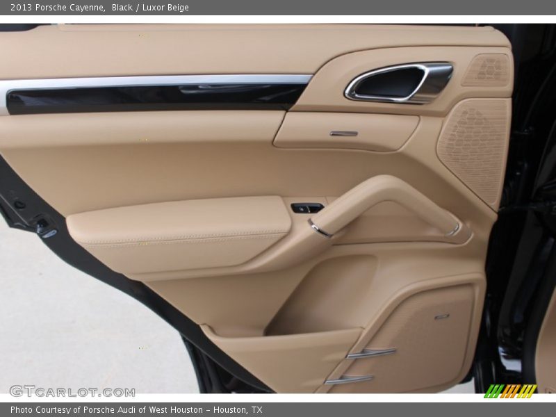 Black / Luxor Beige 2013 Porsche Cayenne
