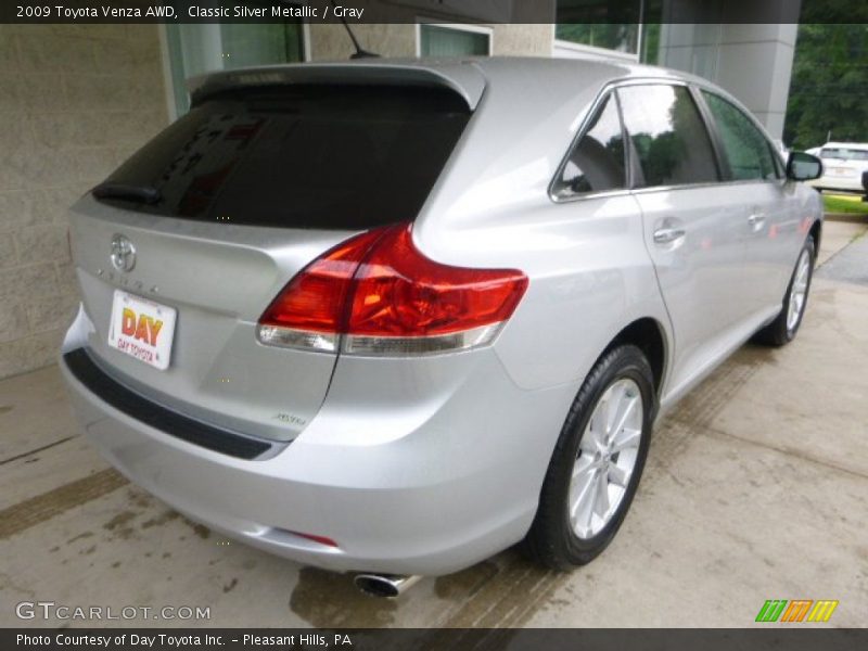 Classic Silver Metallic / Gray 2009 Toyota Venza AWD