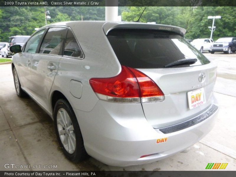 Classic Silver Metallic / Gray 2009 Toyota Venza AWD
