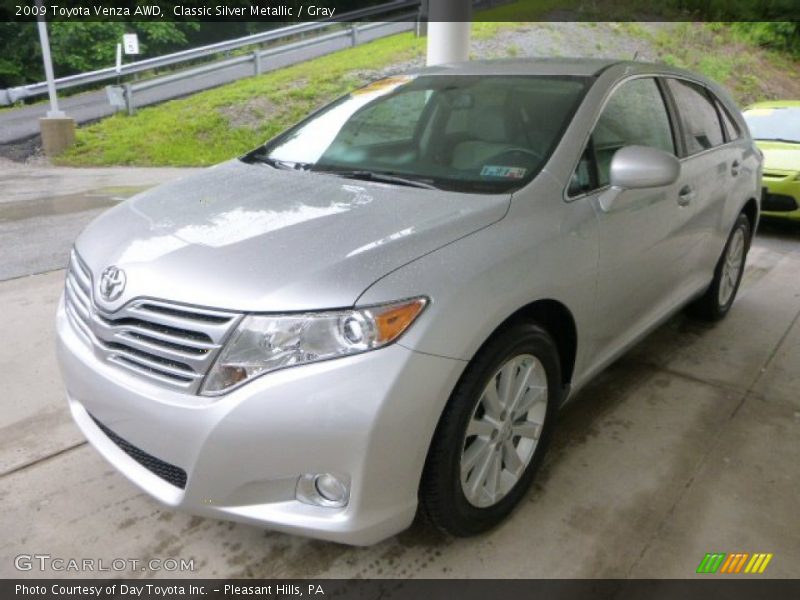 Classic Silver Metallic / Gray 2009 Toyota Venza AWD