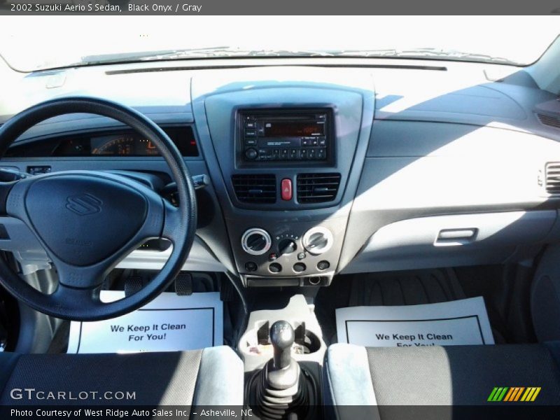 Black Onyx / Gray 2002 Suzuki Aerio S Sedan