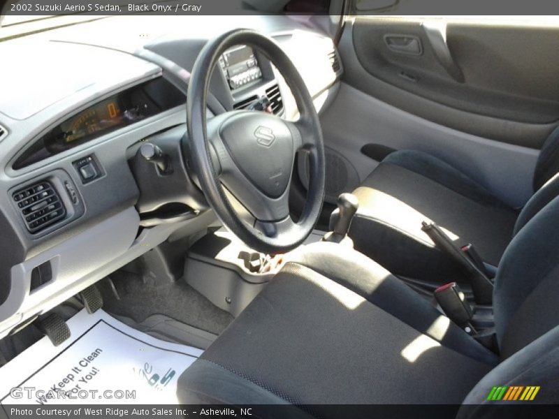 Black Onyx / Gray 2002 Suzuki Aerio S Sedan