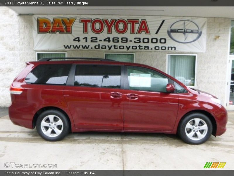 Salsa Red Pearl / Bisque 2011 Toyota Sienna LE