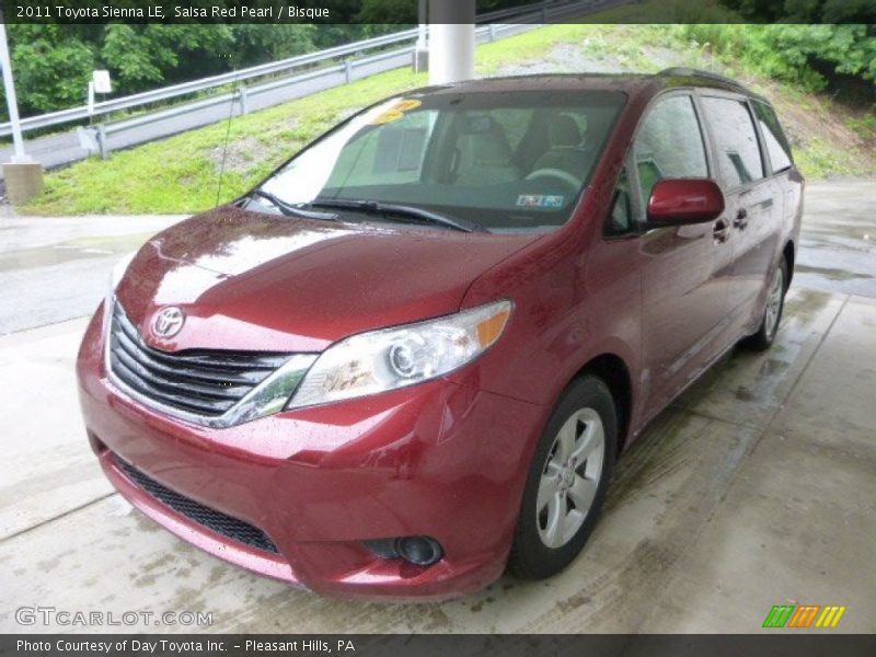 Salsa Red Pearl / Bisque 2011 Toyota Sienna LE