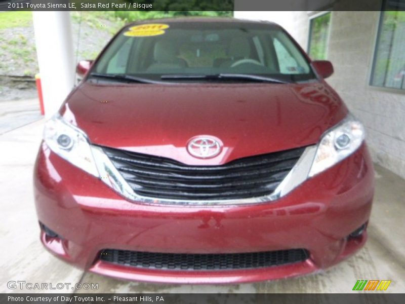 Salsa Red Pearl / Bisque 2011 Toyota Sienna LE