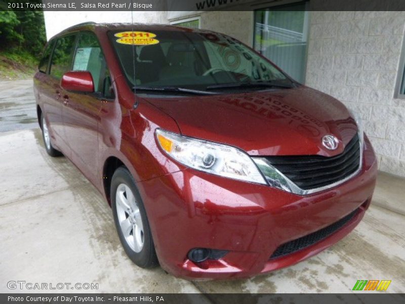 Salsa Red Pearl / Bisque 2011 Toyota Sienna LE