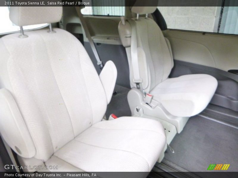 Salsa Red Pearl / Bisque 2011 Toyota Sienna LE