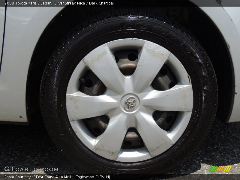 Silver Streak Mica / Dark Charcoal 2008 Toyota Yaris S Sedan
