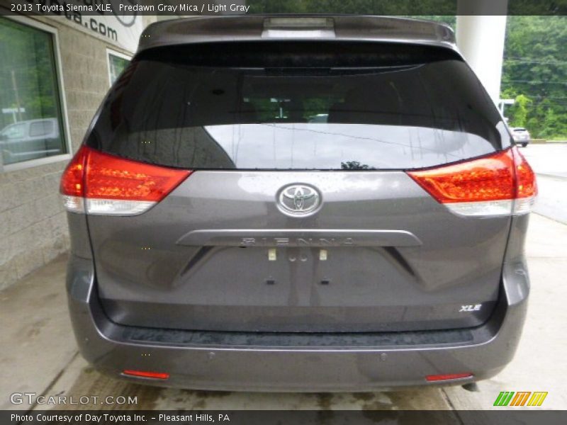 Predawn Gray Mica / Light Gray 2013 Toyota Sienna XLE