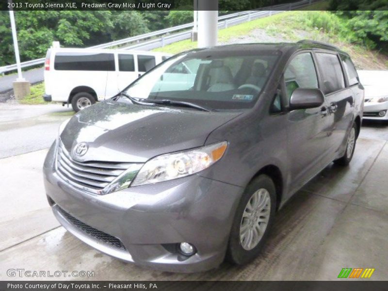 Predawn Gray Mica / Light Gray 2013 Toyota Sienna XLE