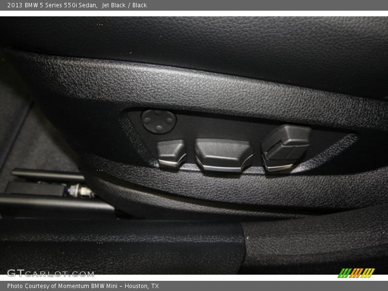 Jet Black / Black 2013 BMW 5 Series 550i Sedan