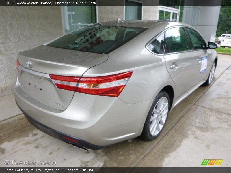 Champagne Mica / Black 2013 Toyota Avalon Limited