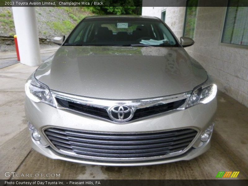 Champagne Mica / Black 2013 Toyota Avalon Limited