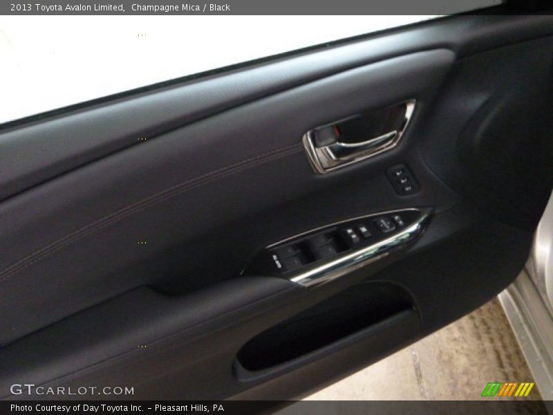 Champagne Mica / Black 2013 Toyota Avalon Limited