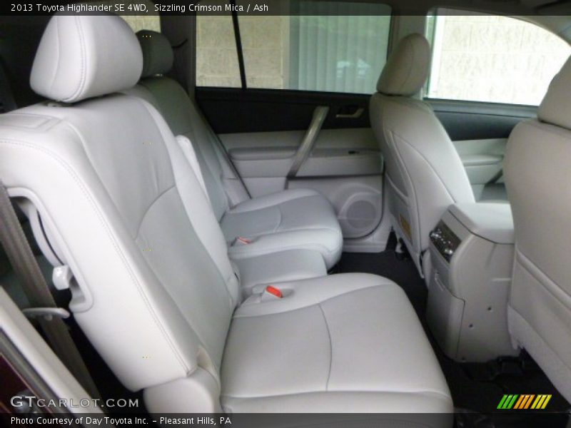 Sizzling Crimson Mica / Ash 2013 Toyota Highlander SE 4WD