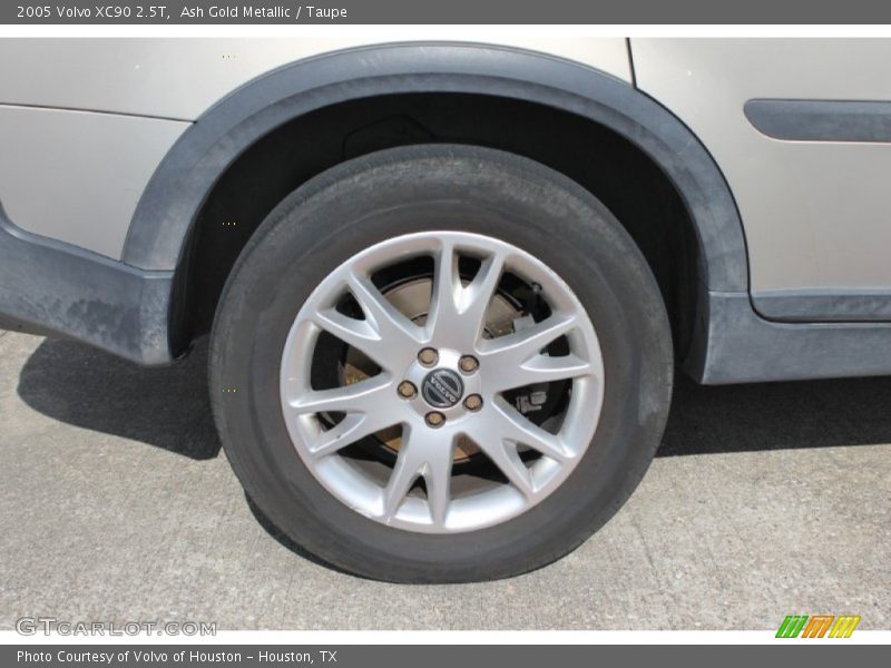 Ash Gold Metallic / Taupe 2005 Volvo XC90 2.5T