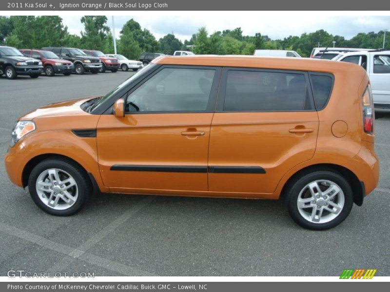 Ignition Orange / Black Soul Logo Cloth 2011 Kia Soul +