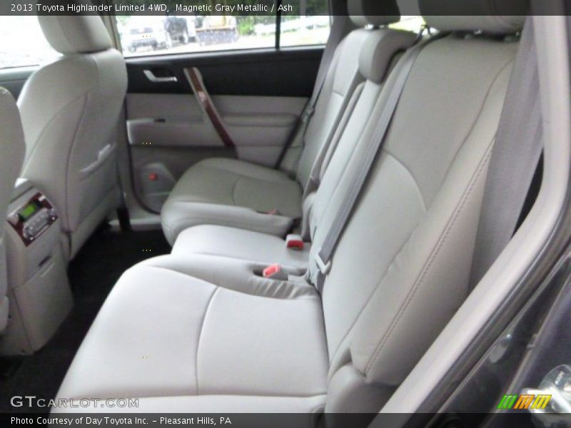 Magnetic Gray Metallic / Ash 2013 Toyota Highlander Limited 4WD