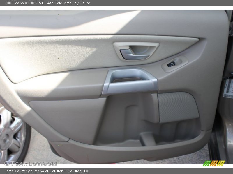 Ash Gold Metallic / Taupe 2005 Volvo XC90 2.5T