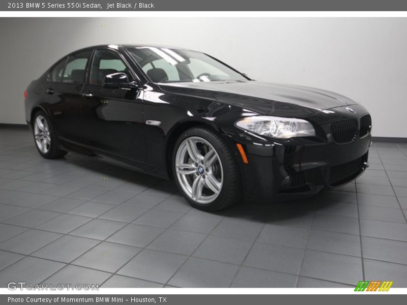 Front 3/4 View of 2013 5 Series 550i Sedan