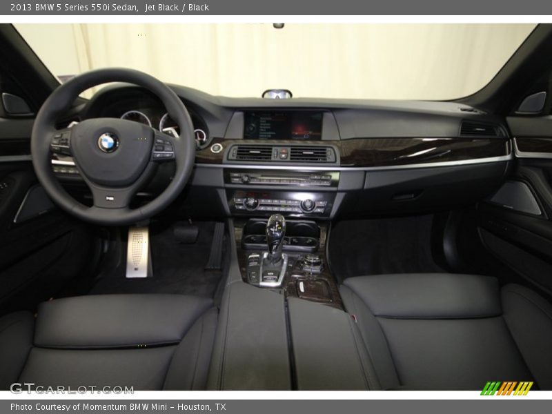 Dashboard of 2013 5 Series 550i Sedan