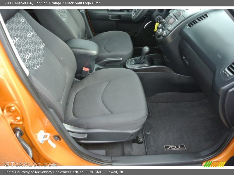 Ignition Orange / Black Soul Logo Cloth 2011 Kia Soul +