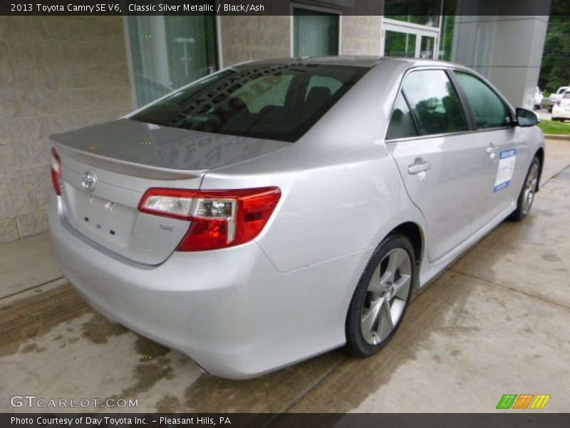 Classic Silver Metallic / Black/Ash 2013 Toyota Camry SE V6