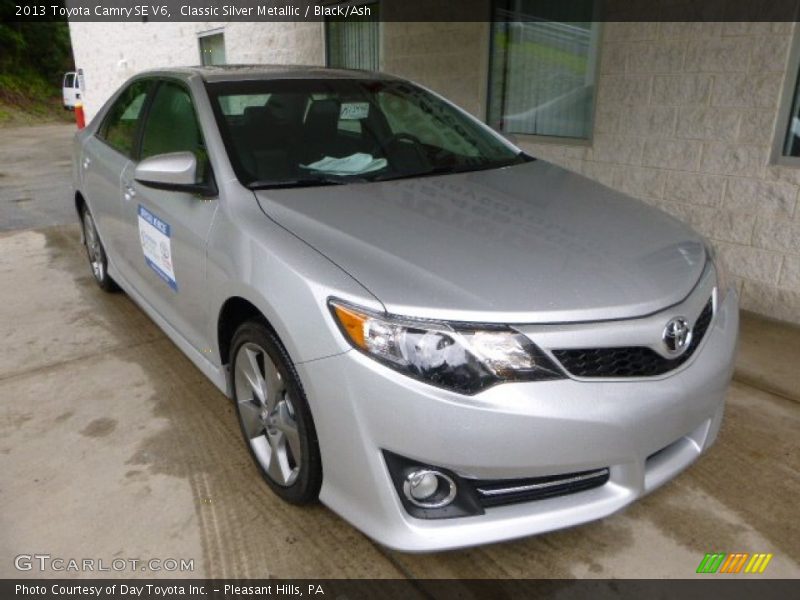 Classic Silver Metallic / Black/Ash 2013 Toyota Camry SE V6