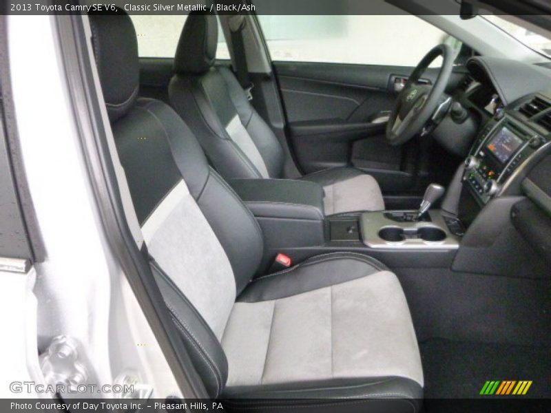 Classic Silver Metallic / Black/Ash 2013 Toyota Camry SE V6