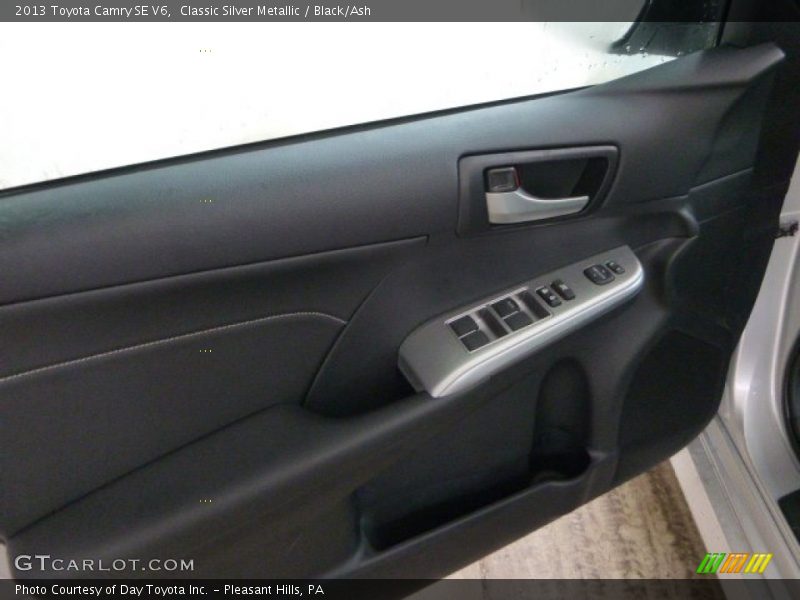 Classic Silver Metallic / Black/Ash 2013 Toyota Camry SE V6