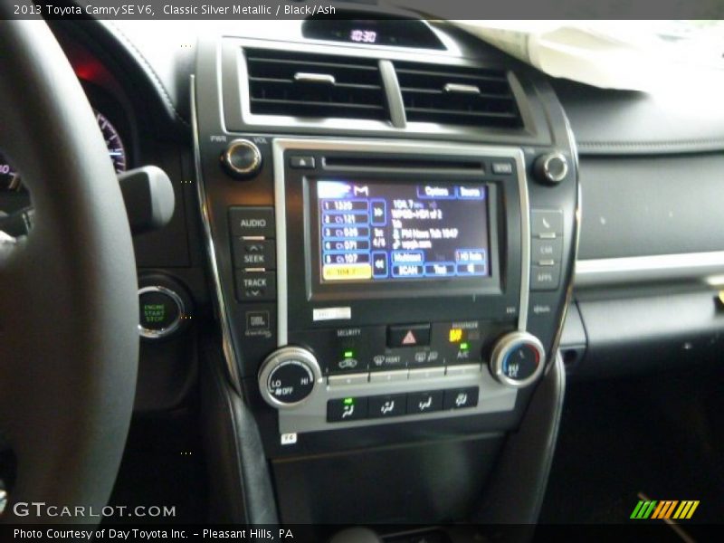 Classic Silver Metallic / Black/Ash 2013 Toyota Camry SE V6