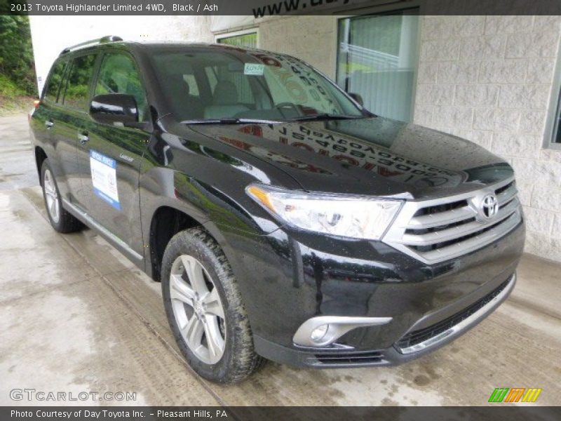 Black / Ash 2013 Toyota Highlander Limited 4WD