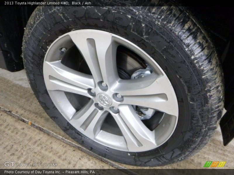Black / Ash 2013 Toyota Highlander Limited 4WD