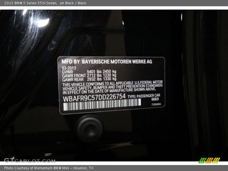 Jet Black / Black 2013 BMW 5 Series 550i Sedan
