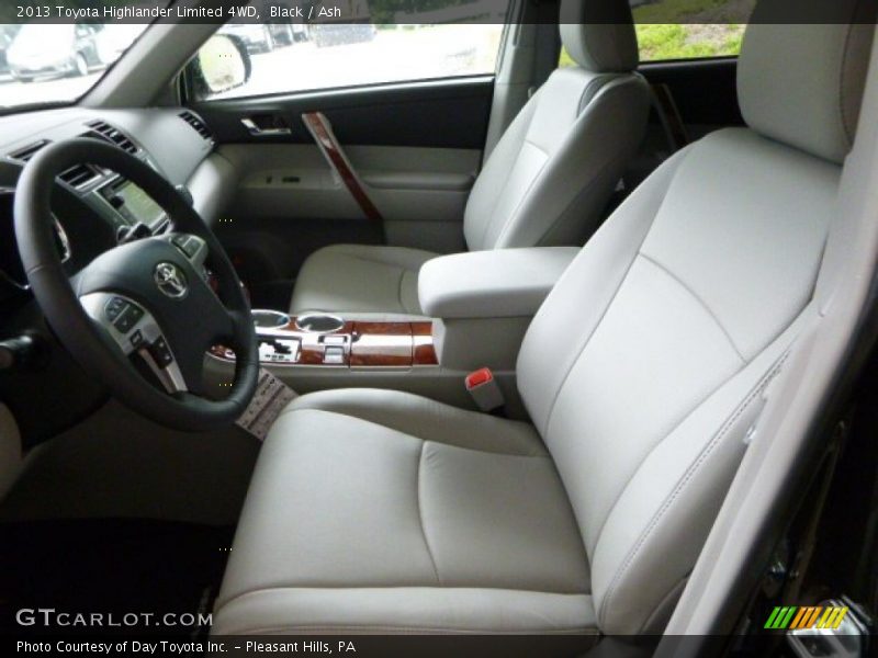 Black / Ash 2013 Toyota Highlander Limited 4WD