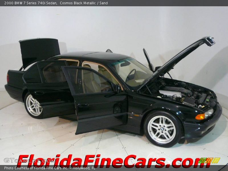Cosmos Black Metallic / Sand 2000 BMW 7 Series 740i Sedan