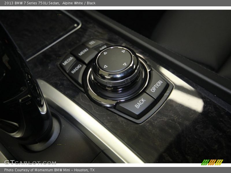 Controls of 2013 7 Series 750Li Sedan