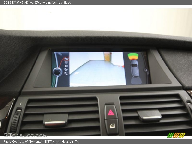 Alpine White / Black 2013 BMW X5 xDrive 35d